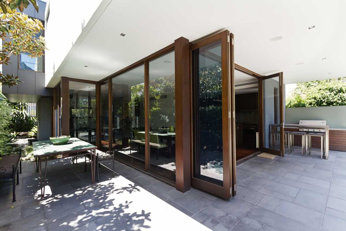 IDROPOL - Protect your doors and windows